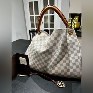 Louis Vuitton Artsy MM Damier Azur